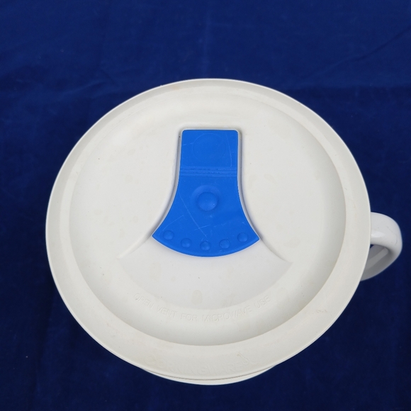 CorningWare Colours 20 oz Soup Bowl Mug French White w/Lid Stoneware - Picture 3 of 6